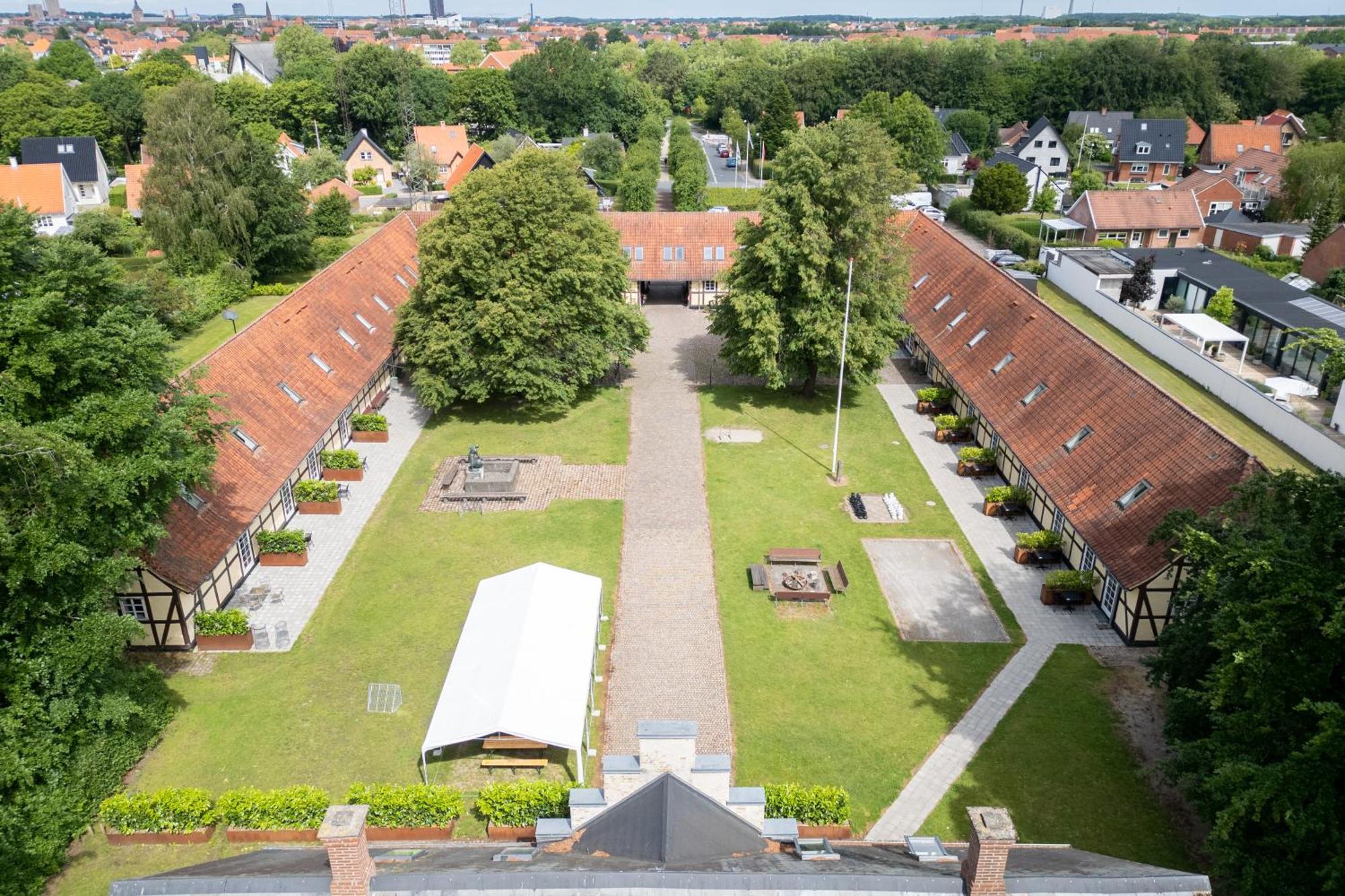 Kragsbjerggaard Vandrerhjem Odense Exterior photo